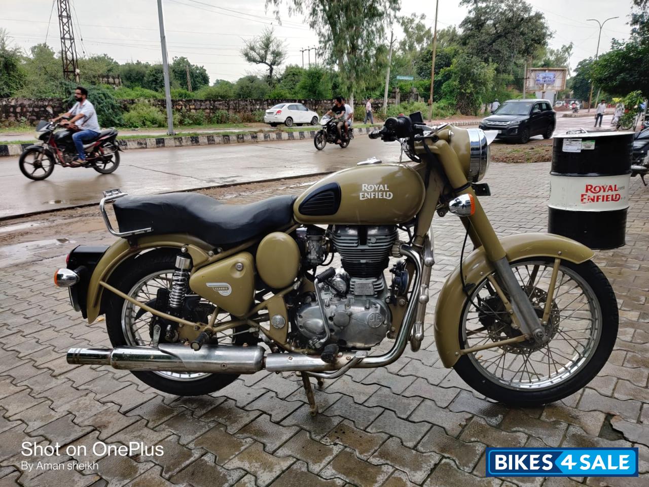 Royal Enfield Classic 500