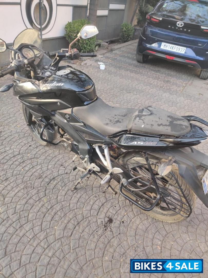 Black Bajaj Pulsar AS 150