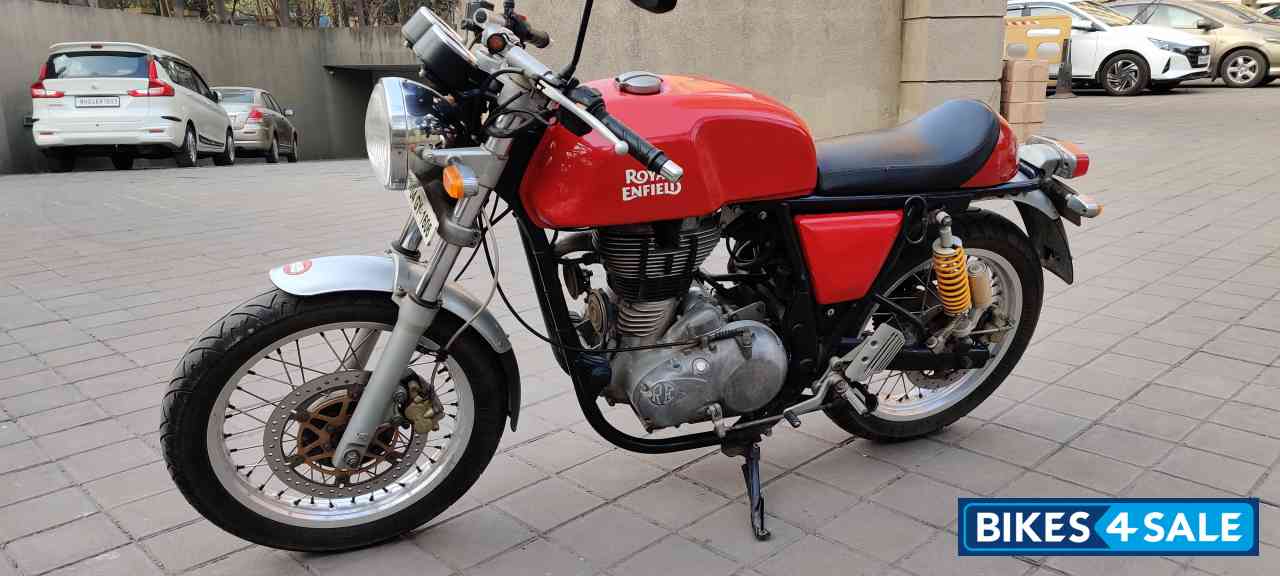 Red Royal Enfield Continental GT 535