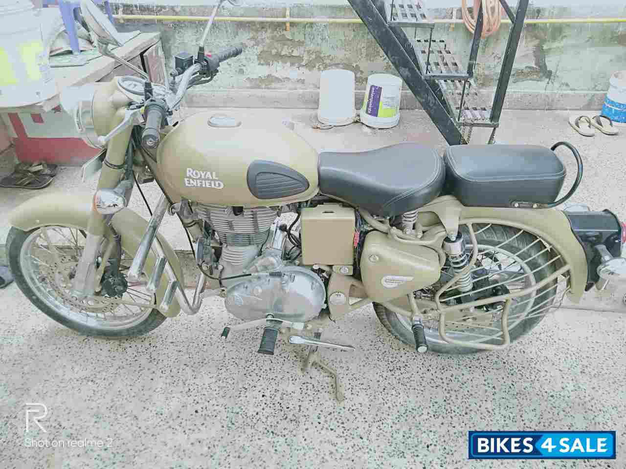 Desert Royal Enfield Classic Desert Storm