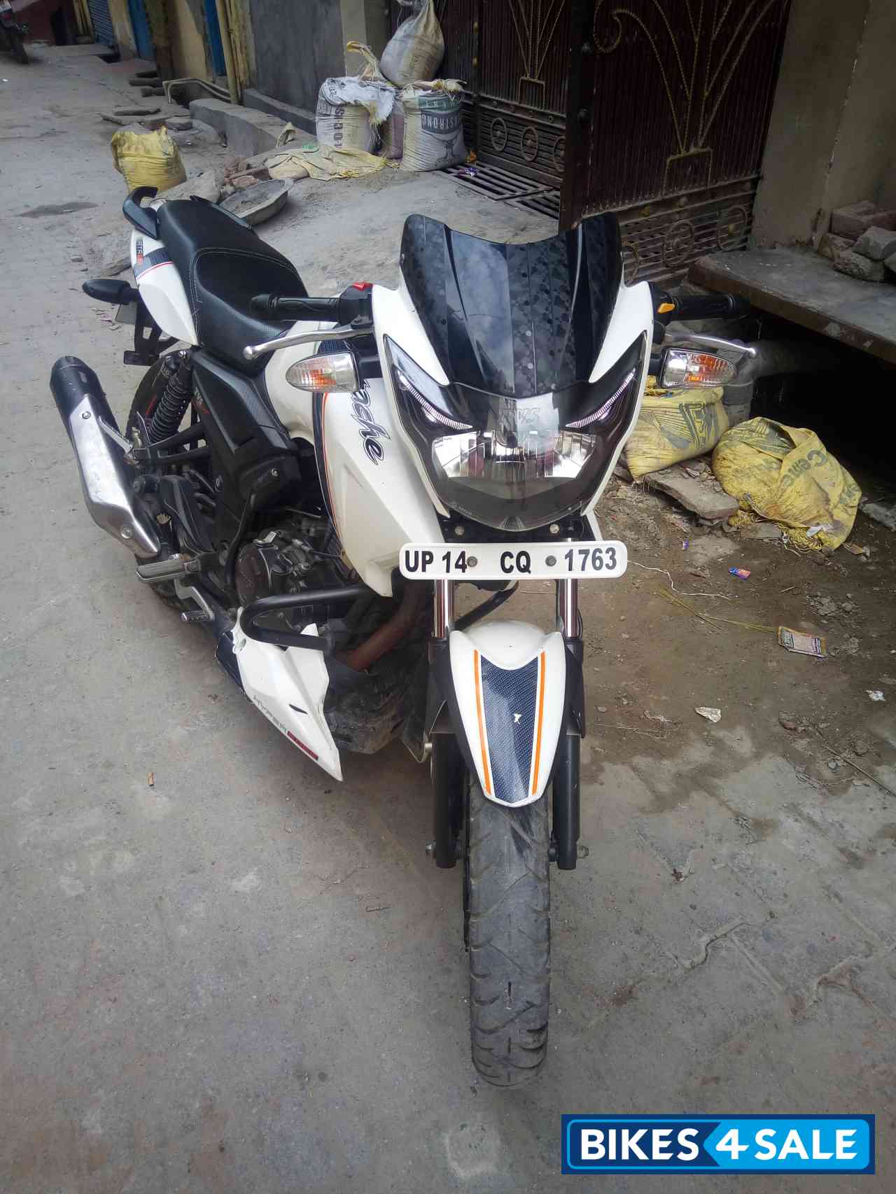 TVS Apache RTR 160