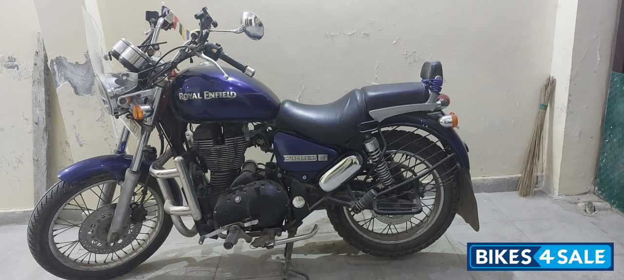 Marine Blue Royal Enfield Thunderbird 350