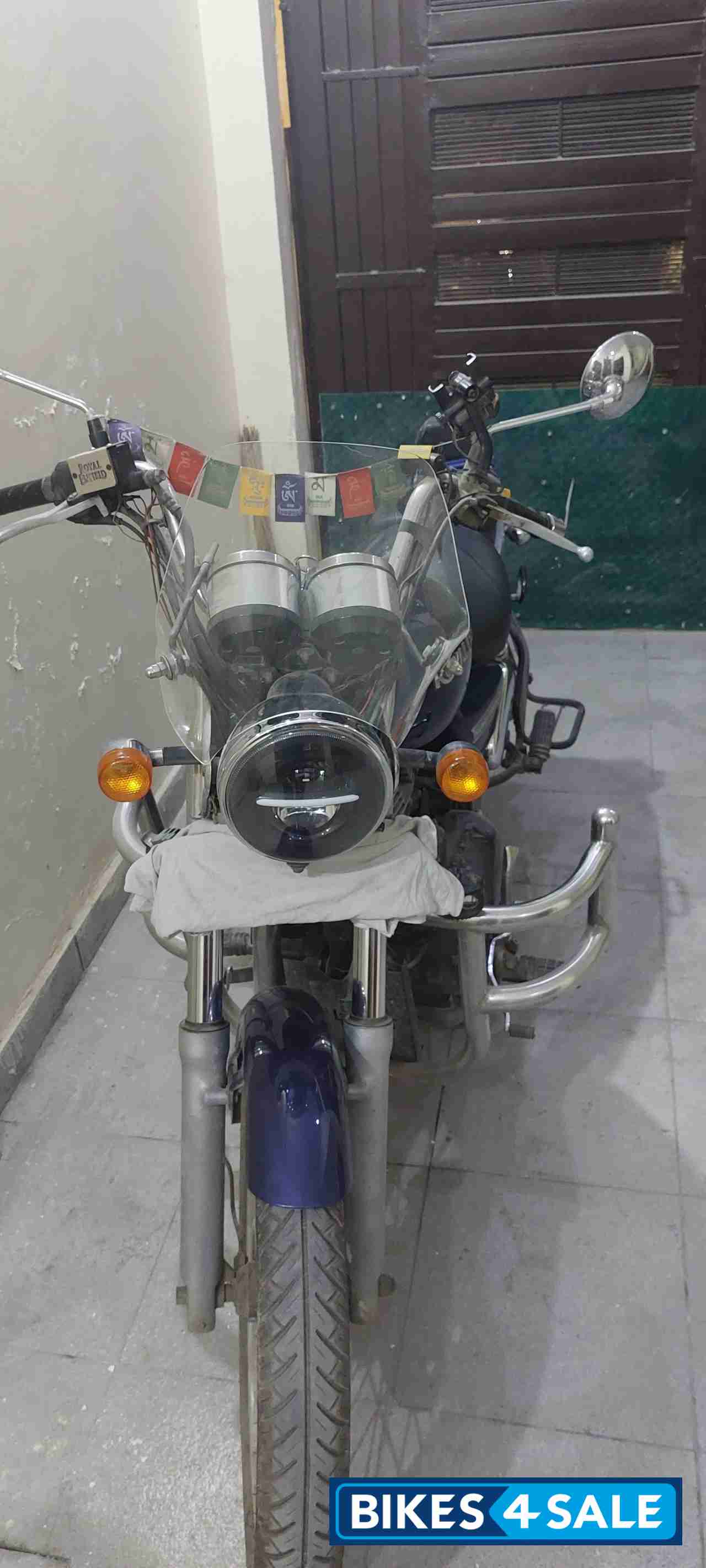 Marine Blue Royal Enfield Thunderbird 350