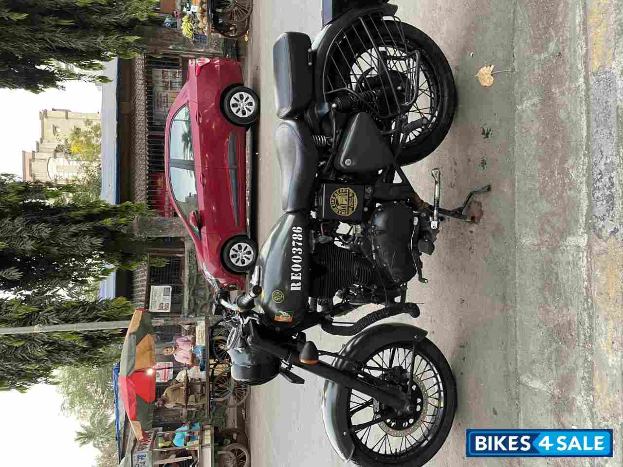 Royal Enfield Classic 500