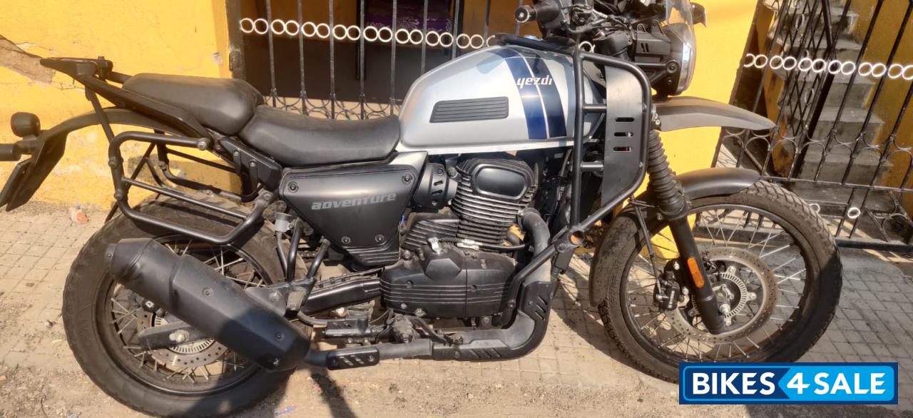 Silver Yezdi Adventure Matte