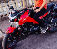 Red Hero Xtreme 160R BS6