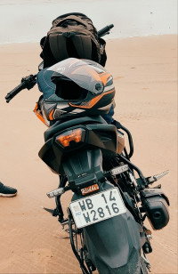 Red Hero Xtreme 160R BS6