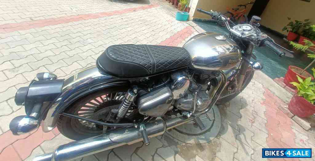 Chrome Graphite Royal Enfield Classic 500