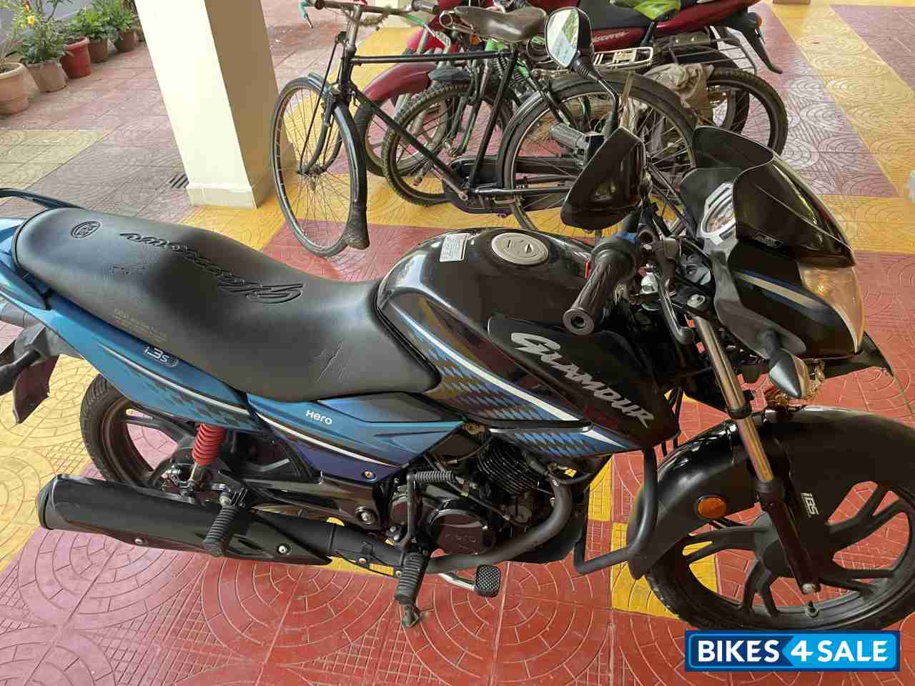 Black & Blue Hero Glamour Glamour I3S