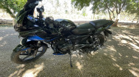 Bajaj Pulsar 220F