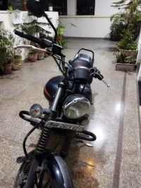 Bajaj Avenger Street 220 2016 Model