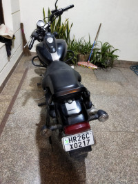 Bajaj Avenger Street 220