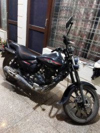 Bajaj Avenger Street 220
