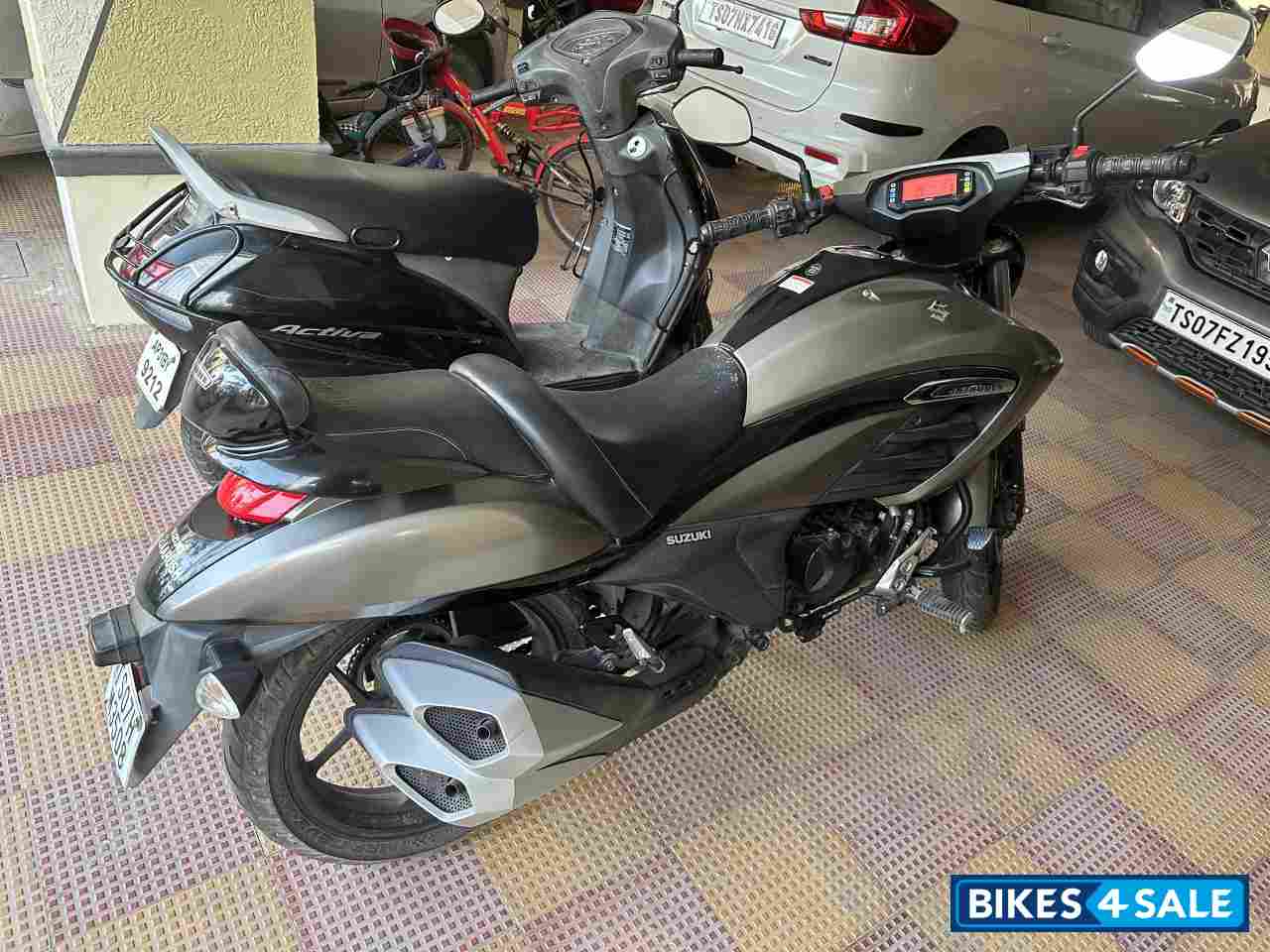 Suzuki Intruder 150 BS6