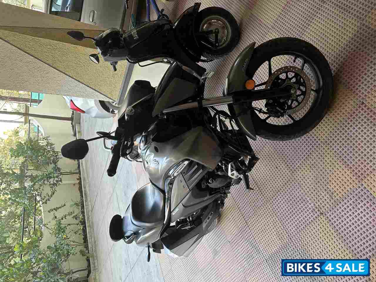 Suzuki Intruder 150 BS6