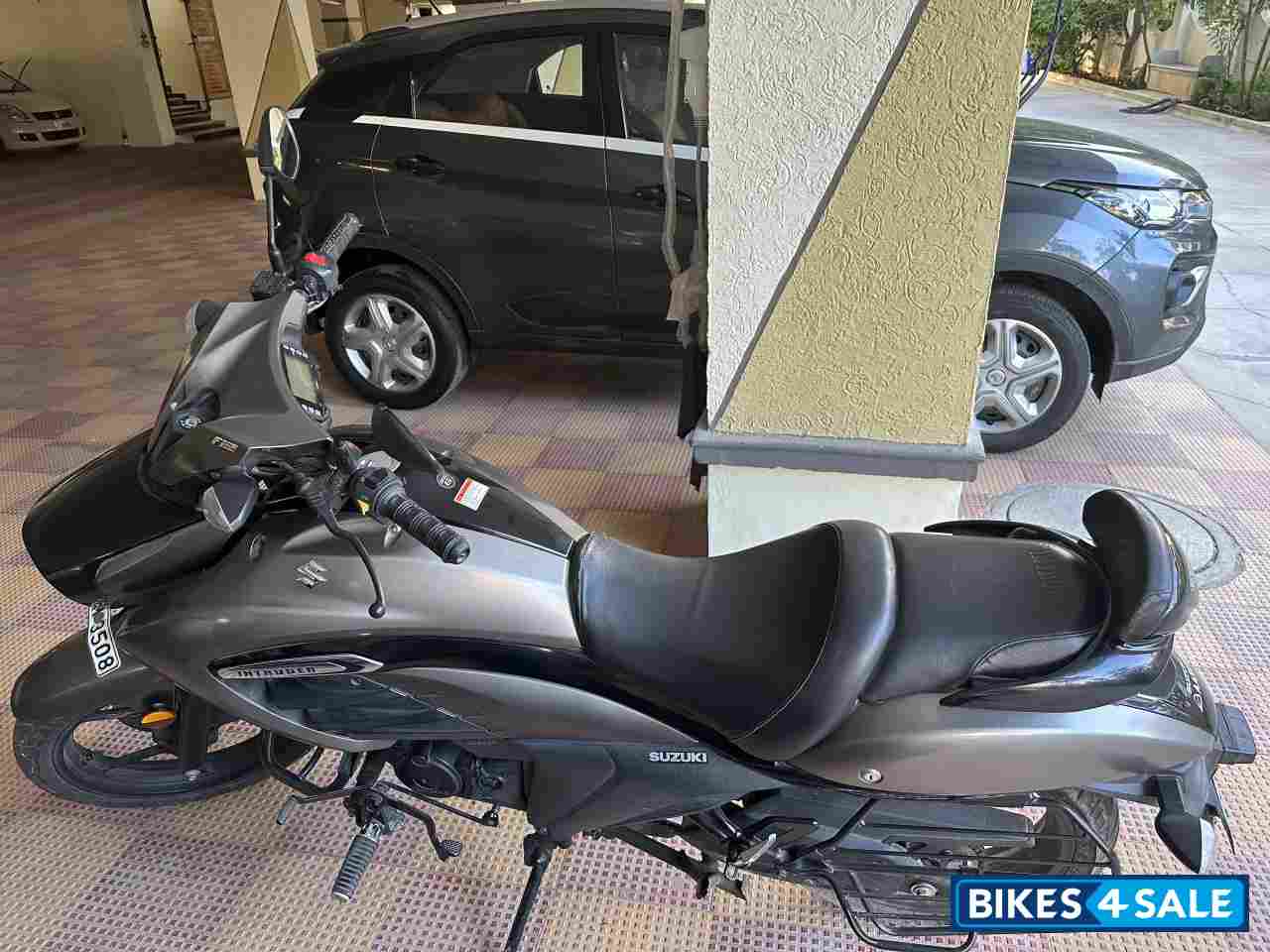Suzuki Intruder 150 BS6