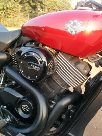 Red Harley Davidson Street 750