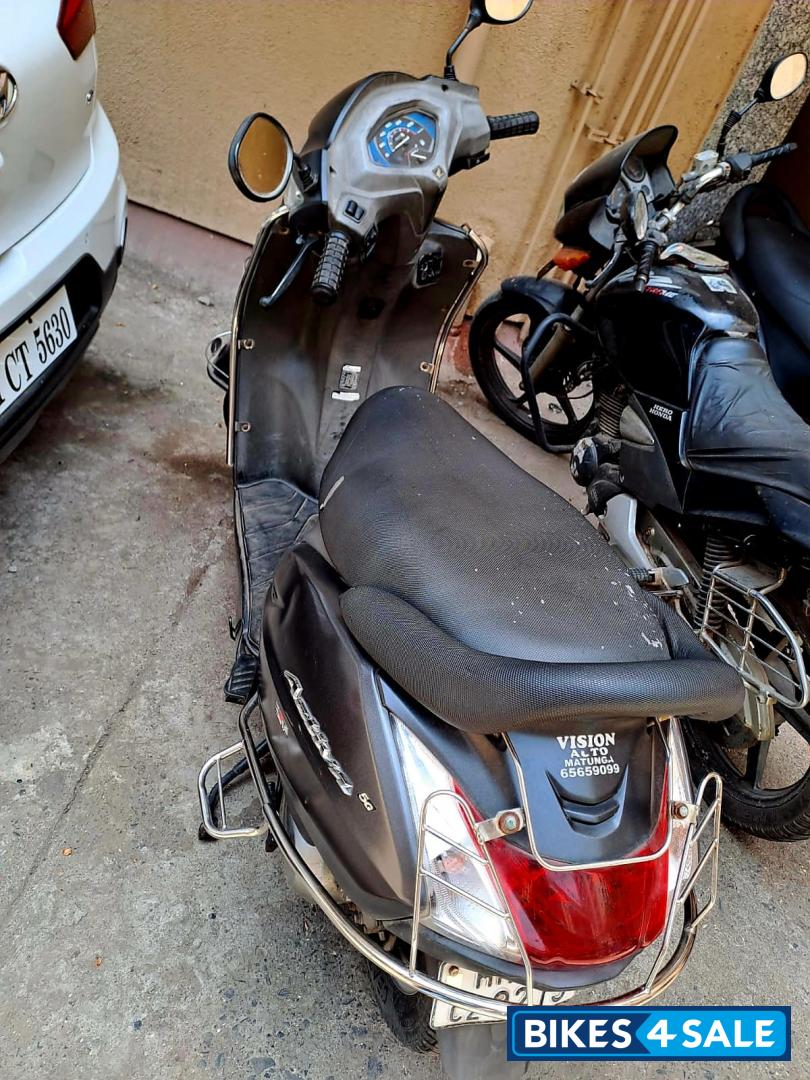 Dark Grey Honda Activa 5G