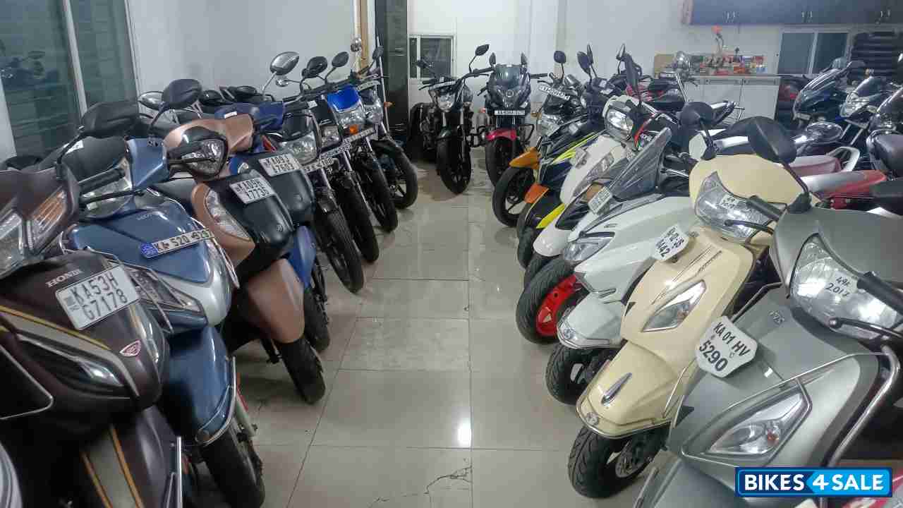 Suzuki Burgman Street BS6