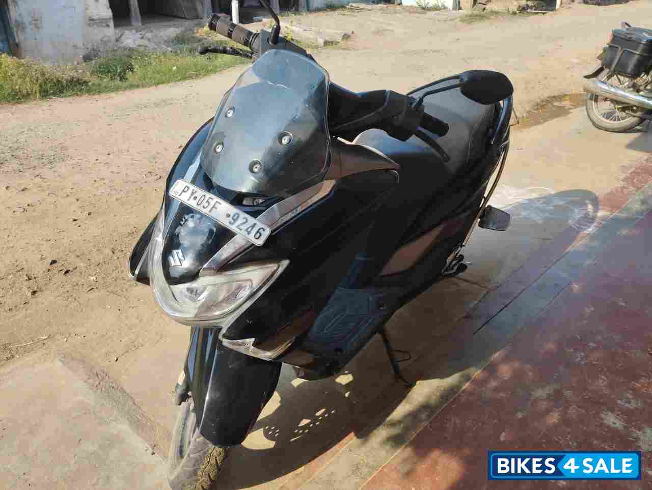 Suzuki Burgman Street