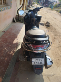 Suzuki Burgman Street