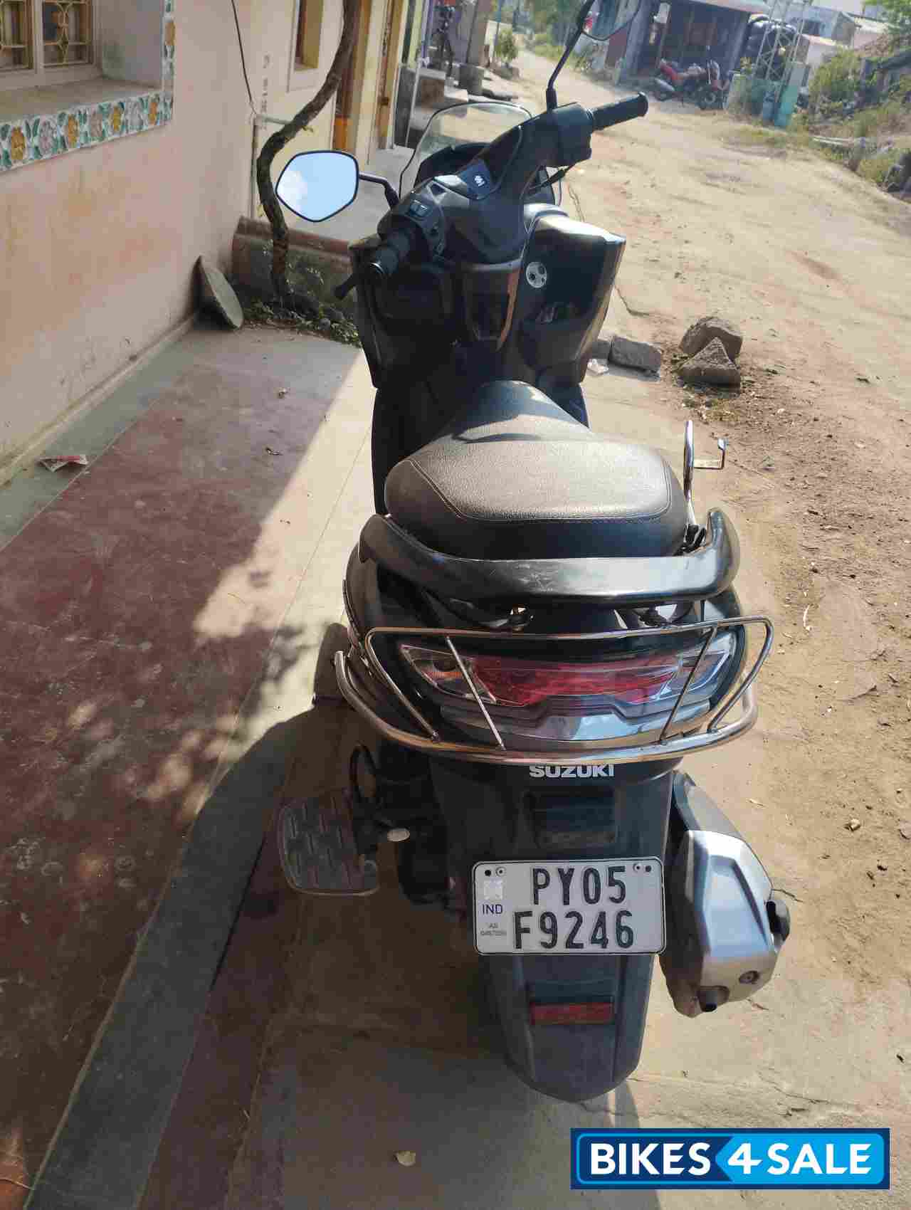 Suzuki Burgman Street