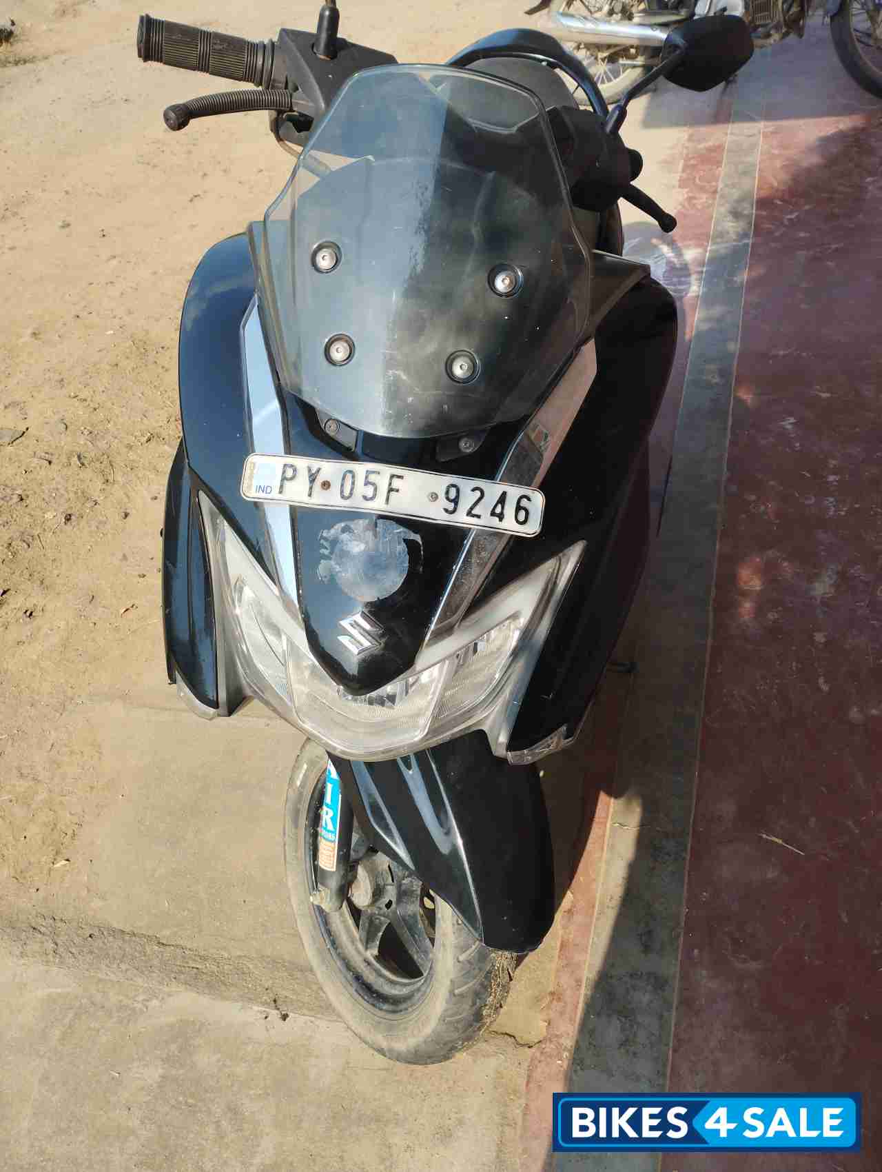 Suzuki Burgman Street