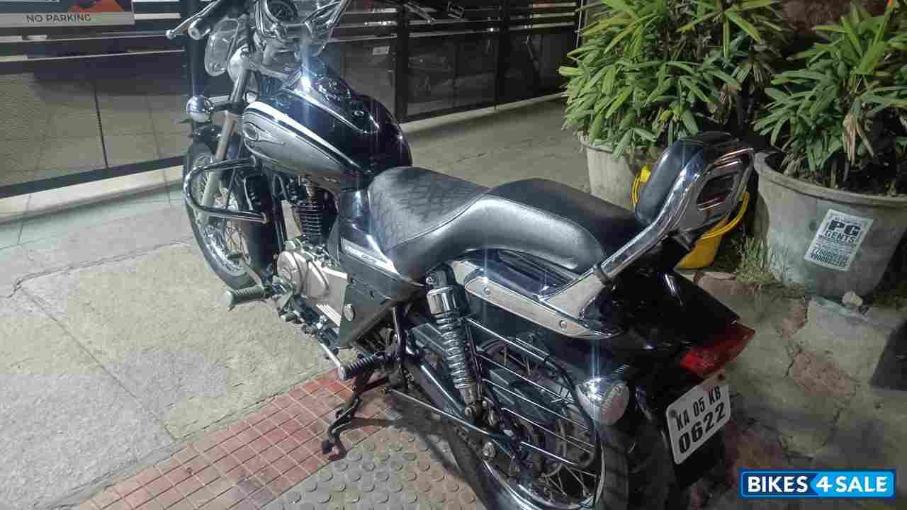 Bajaj Avenger Cruise 220