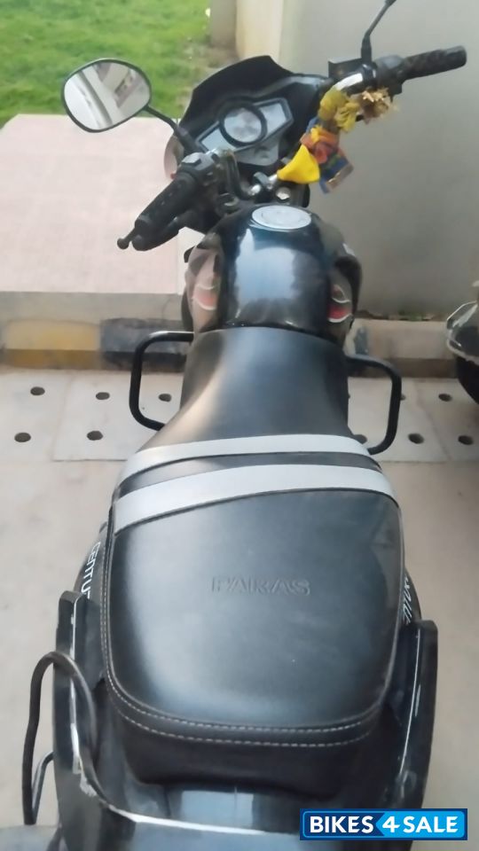 Black Mahindra Centuro N1