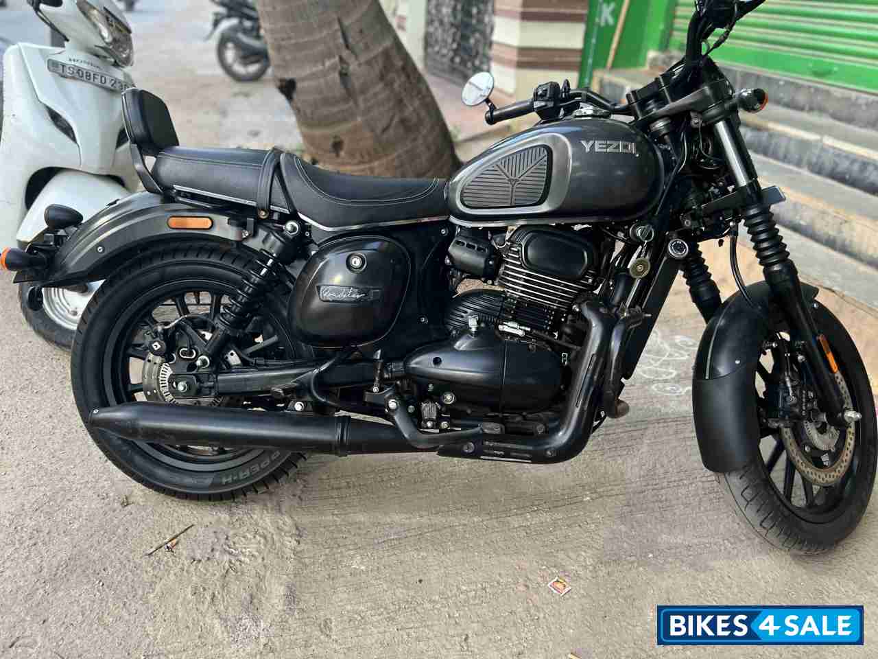 Smokey Grey Yezdi Roadster Dark