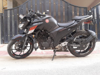 Yamaha FZ25
