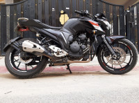 Yamaha FZ25