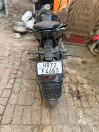 Ebony Black Met KTM RC 200 2022