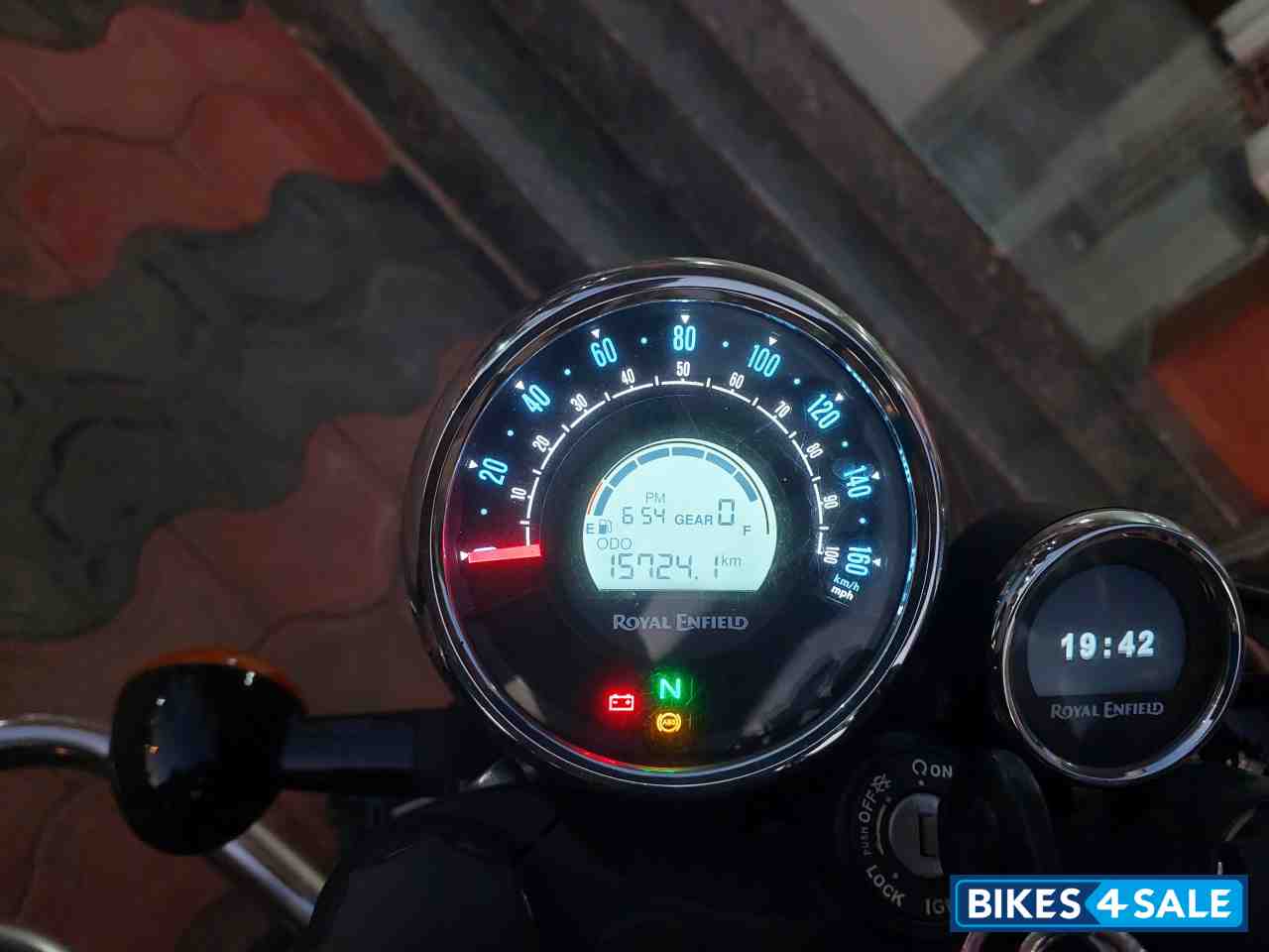 Royal Enfield Meteor 350 Stellar