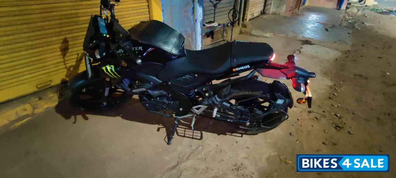 Black Yamaha MT-15 MotoGP Edition