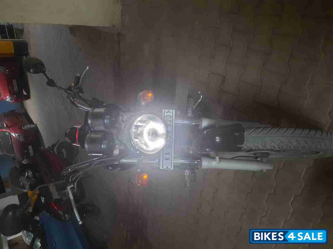 Royal Enfield Thunderbird 350