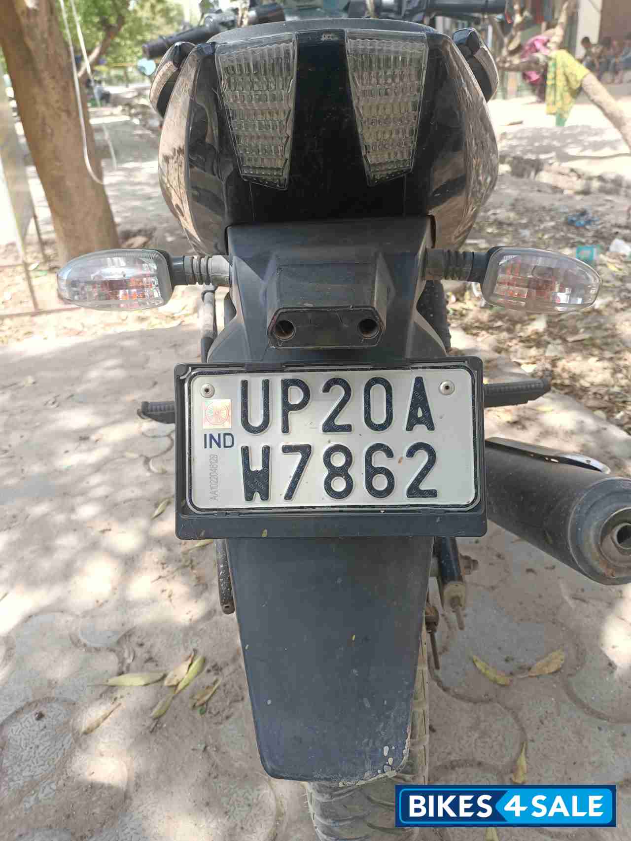 Bajaj Pulsar 180