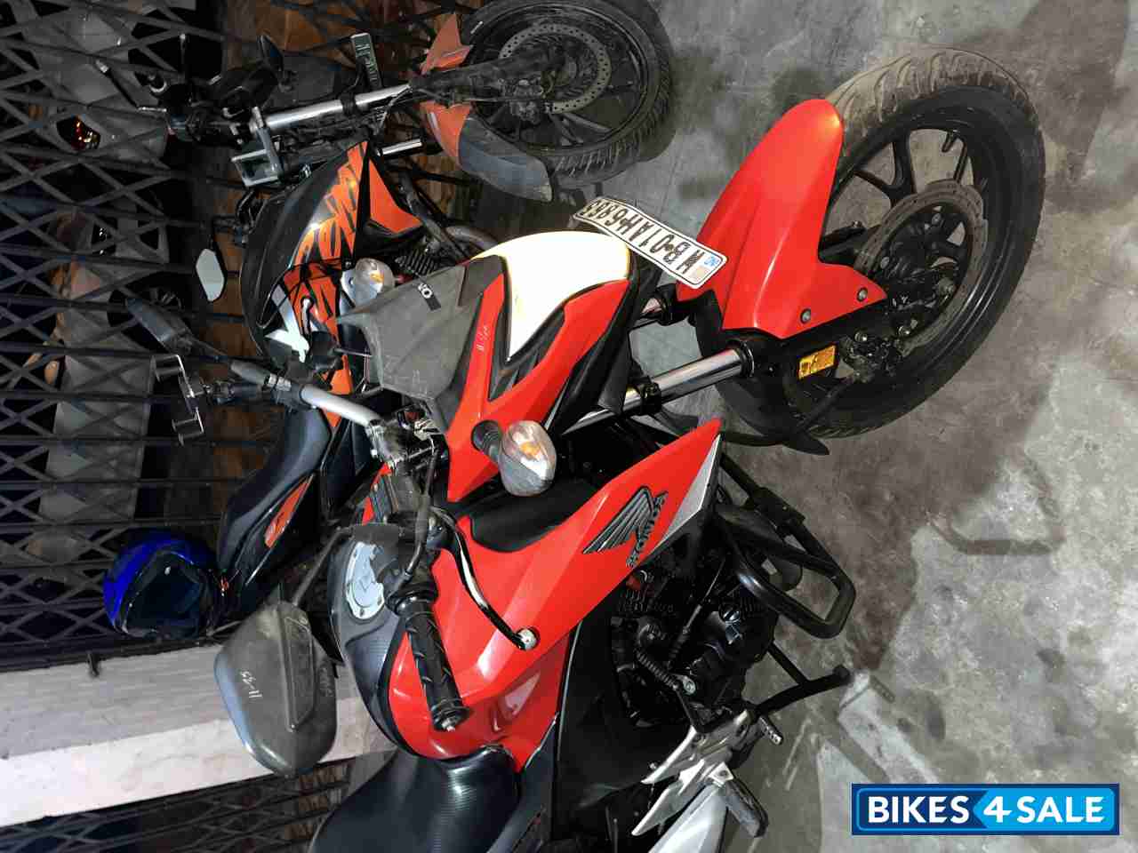 Honda CB Hornet 160R