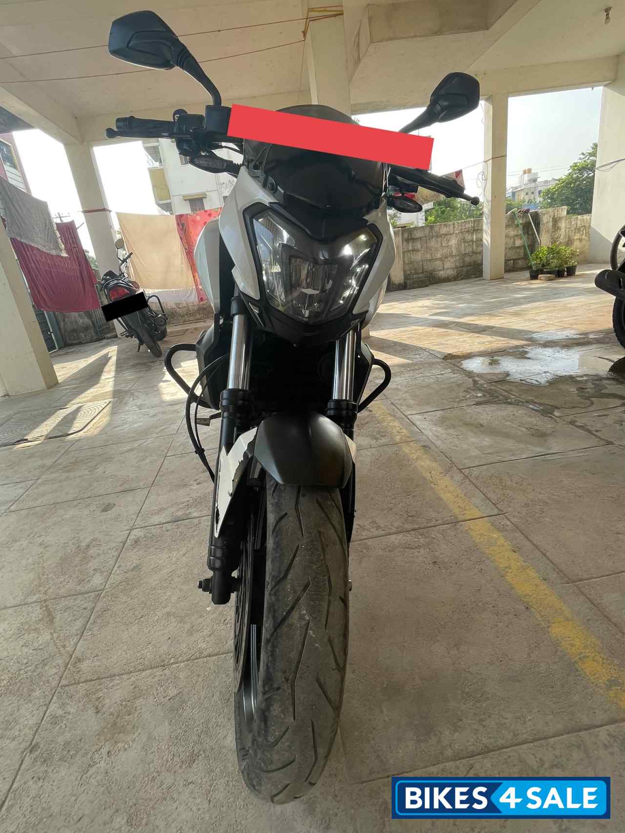 Bajaj Dominar 400 ABS BS6
