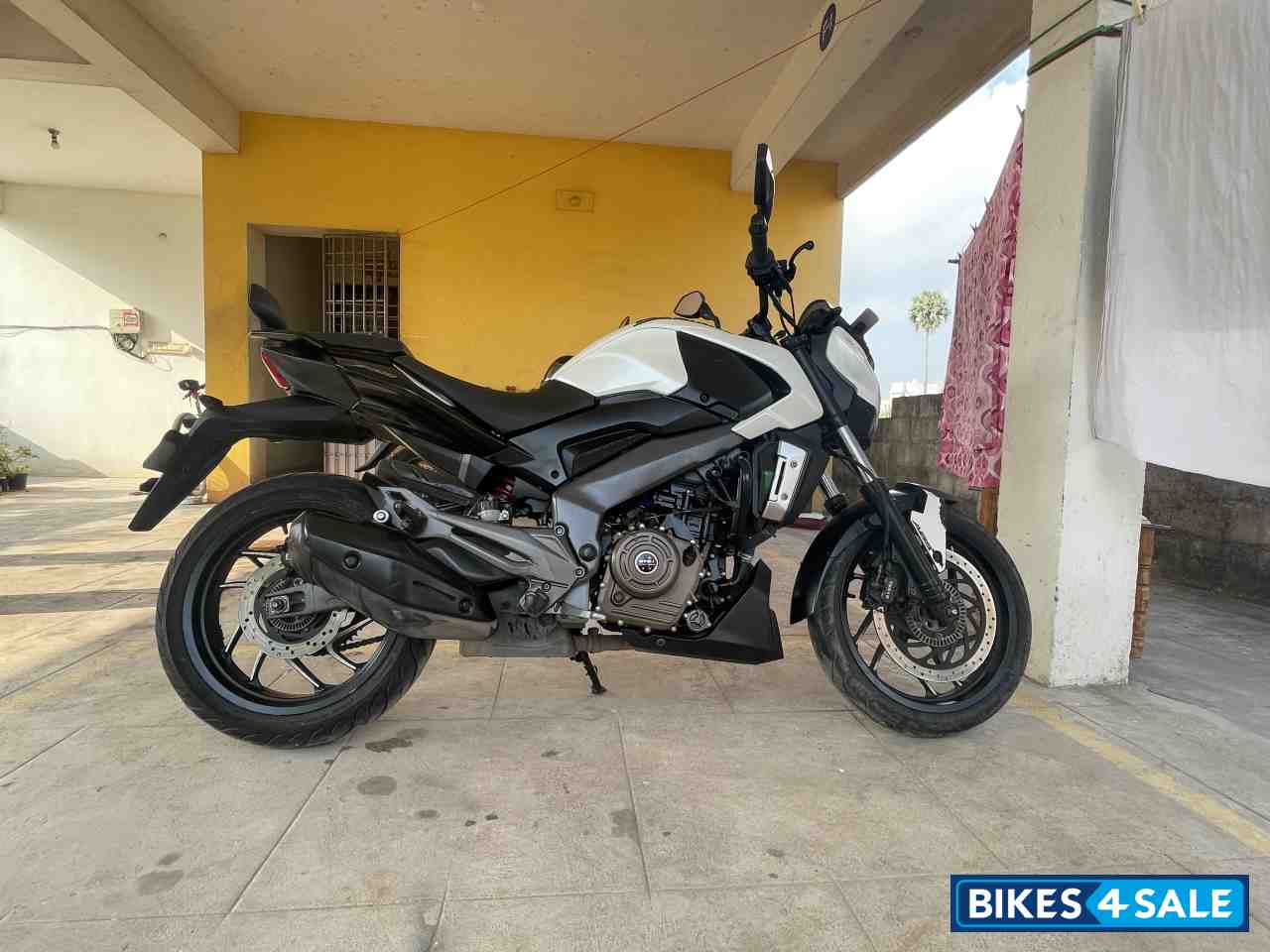 Bajaj Dominar 400 ABS BS6 Bajaj Dominar 400 ABS BS6