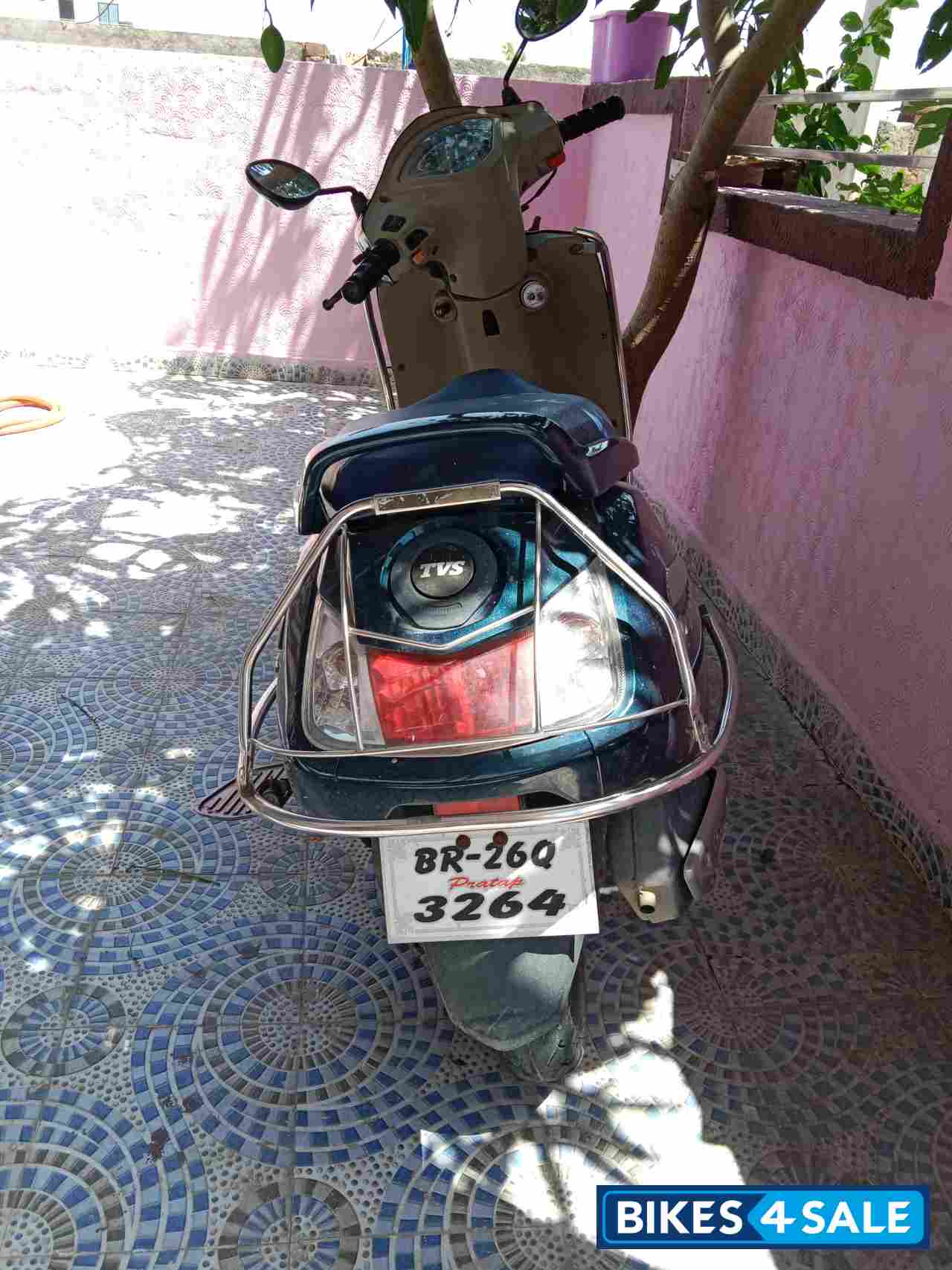 Starlight Blue TVS Jupiter Grande