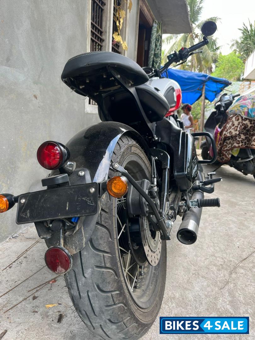 Jasper Red Jawa  42 Bobber