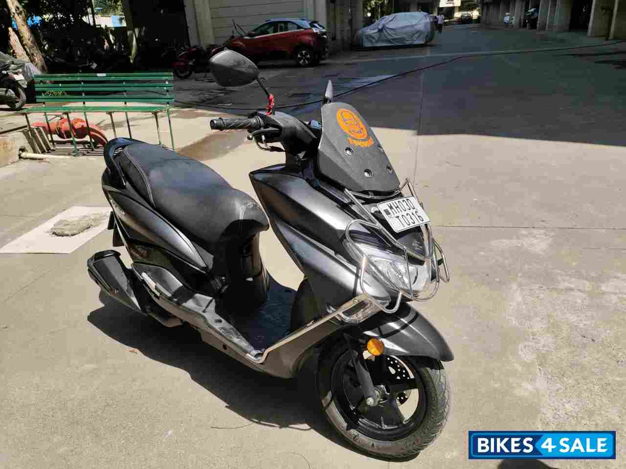 Suzuki Burgman Street Bluetooth Enabled
