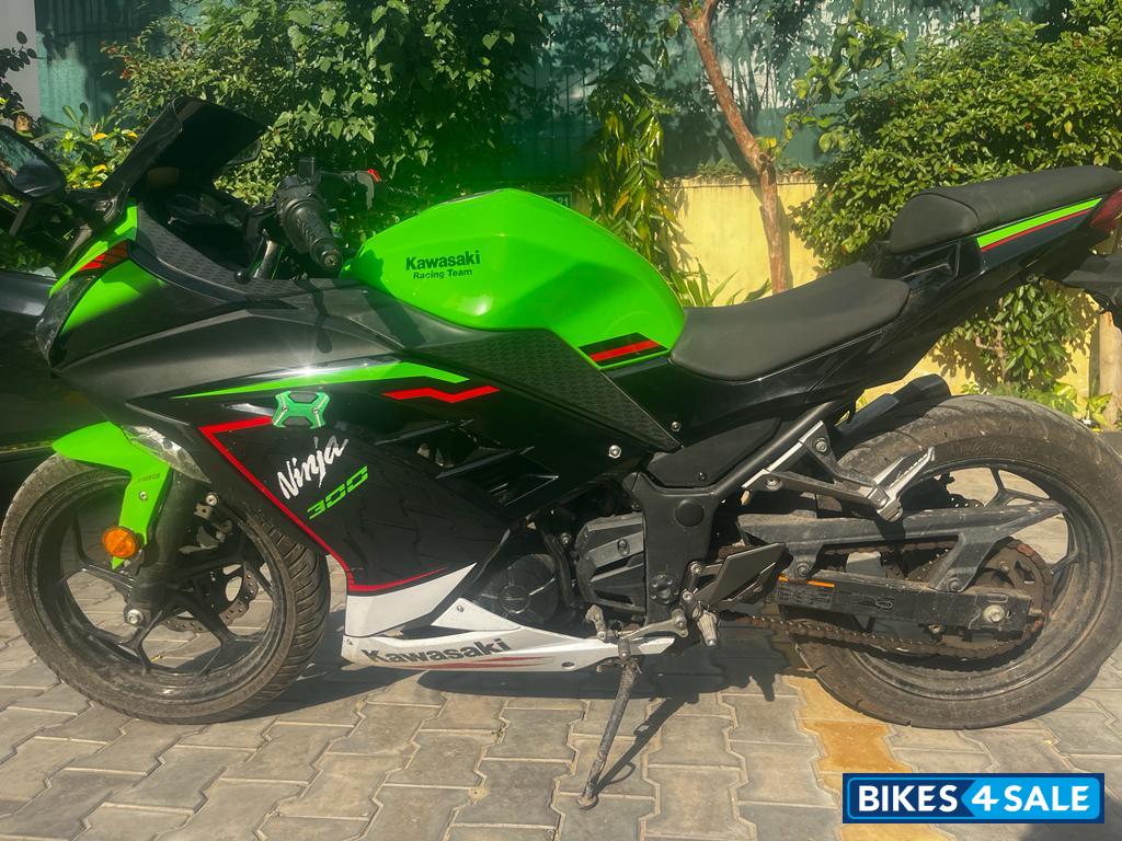 Kawasaki Ninja 300R