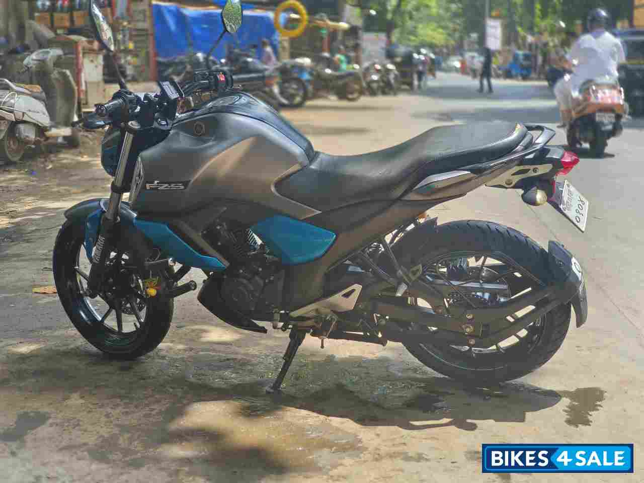 Grey Yamaha FZ-S FI V3