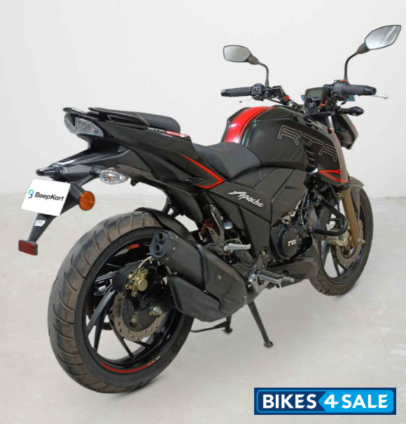 TVS Apache RTR 200 4V