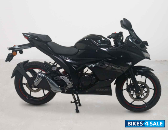 Suzuki Gixxer SF