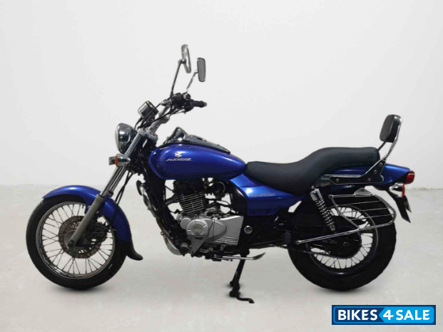 Bajaj Avenger 180 DTS-i