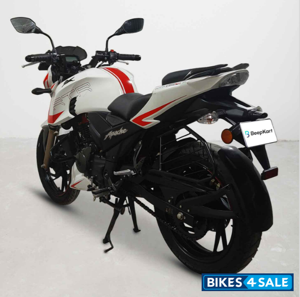 TVS Apache RTR 200 4V