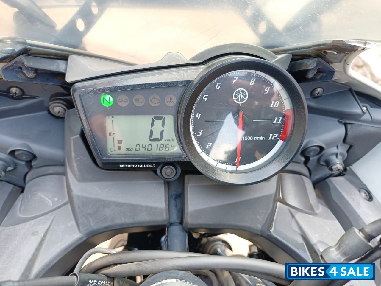 Blue & White Yamaha YZF R15 S